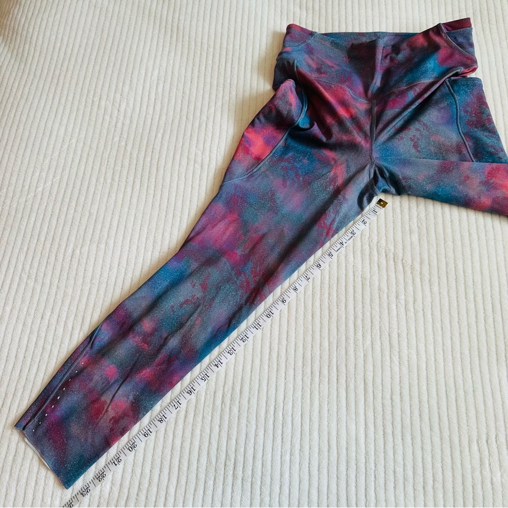 Colorful Patterned Leggings - Picture 10 of 11